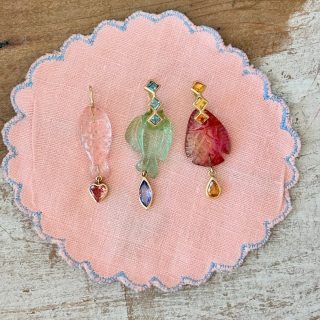 Summer 💛 #fish #pendants #finejewelrydesign #gold #gemstones #monicagjewels☀️⭐️💛 #shoponline🛍️🛒👉