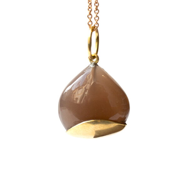 Chestnut  Pendant